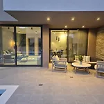 Aguacate Glafki With Heated Private Swimming Pool