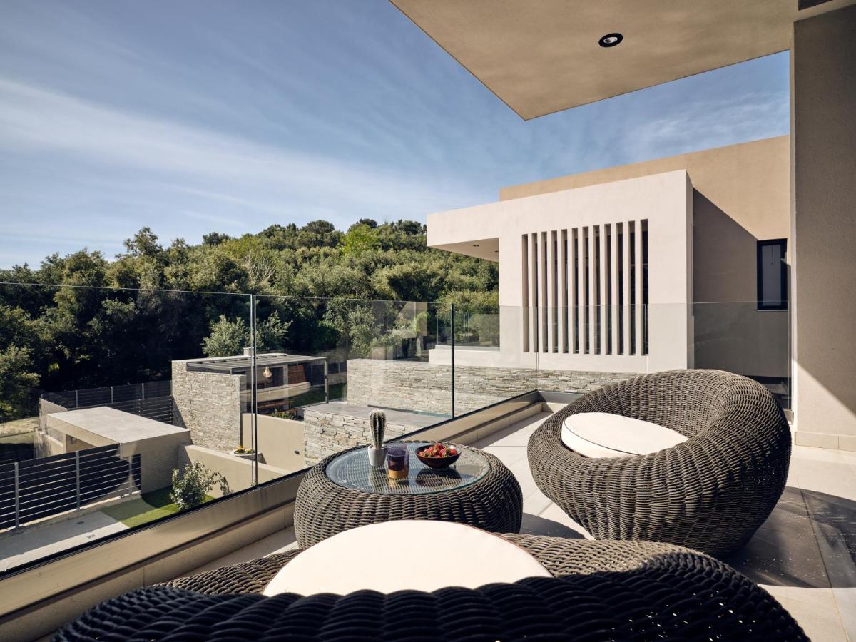 Aguacate Glafki With Heated Private Swimming Pool Villa